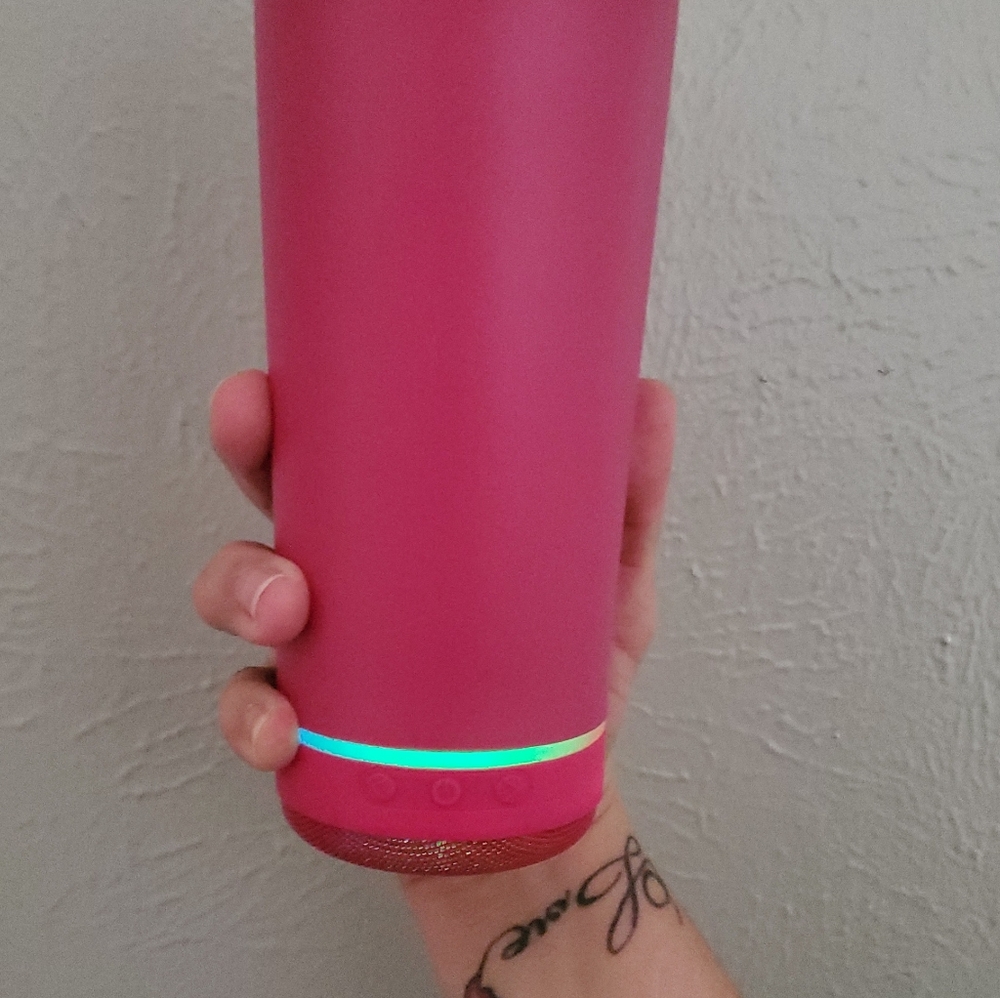 Bluetooth tumbler
